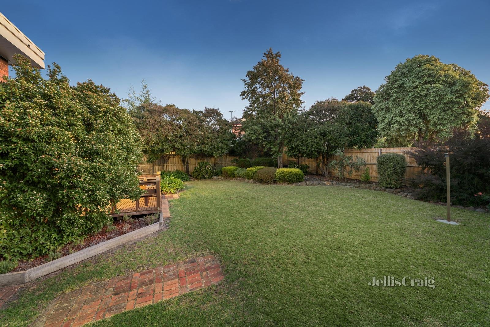 15 Mimosa Street, Glen Waverley image 12