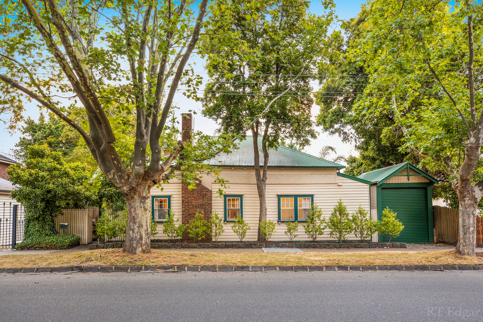 Property Gallery - Main Image