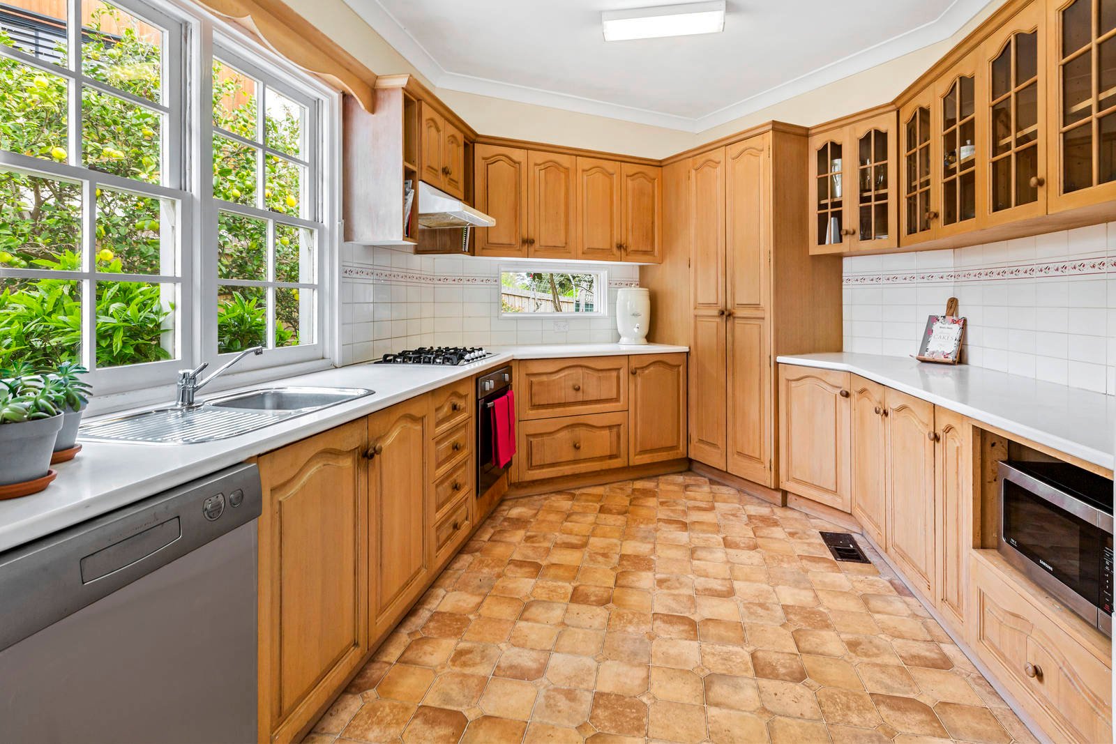 Property Gallery Thumbnail 4