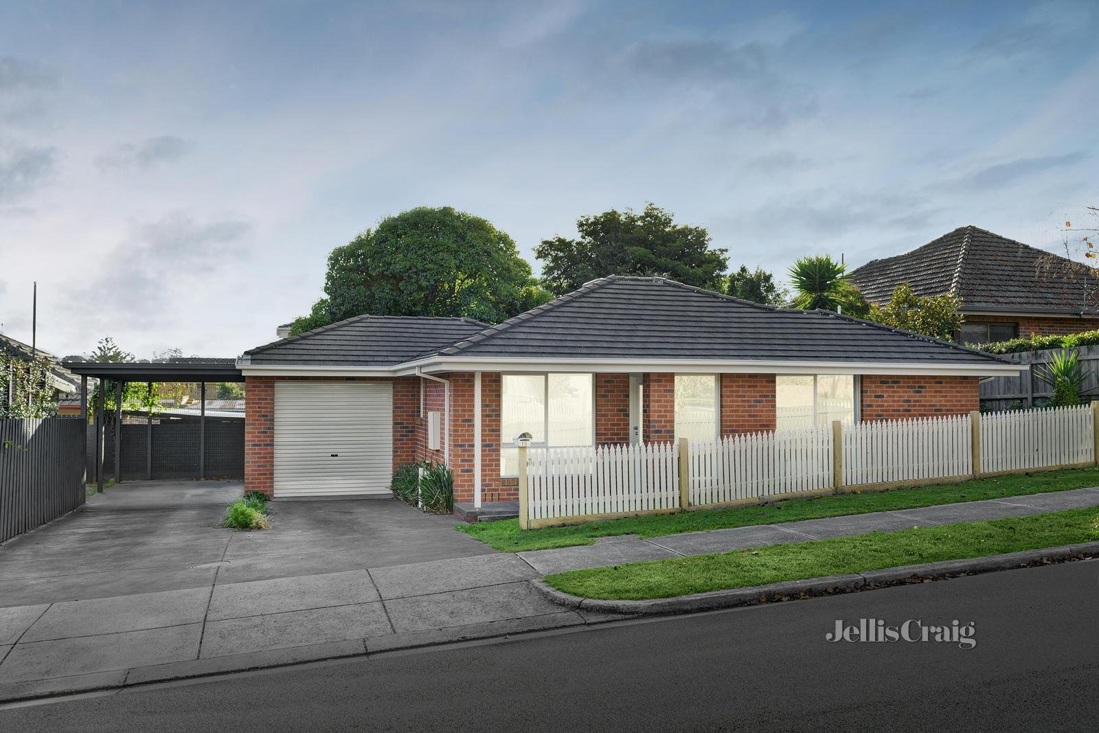 15 Munro Street, Macleod image 1