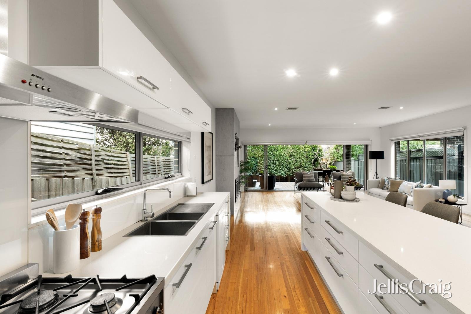 15 Murray Drive, Burwood image 4