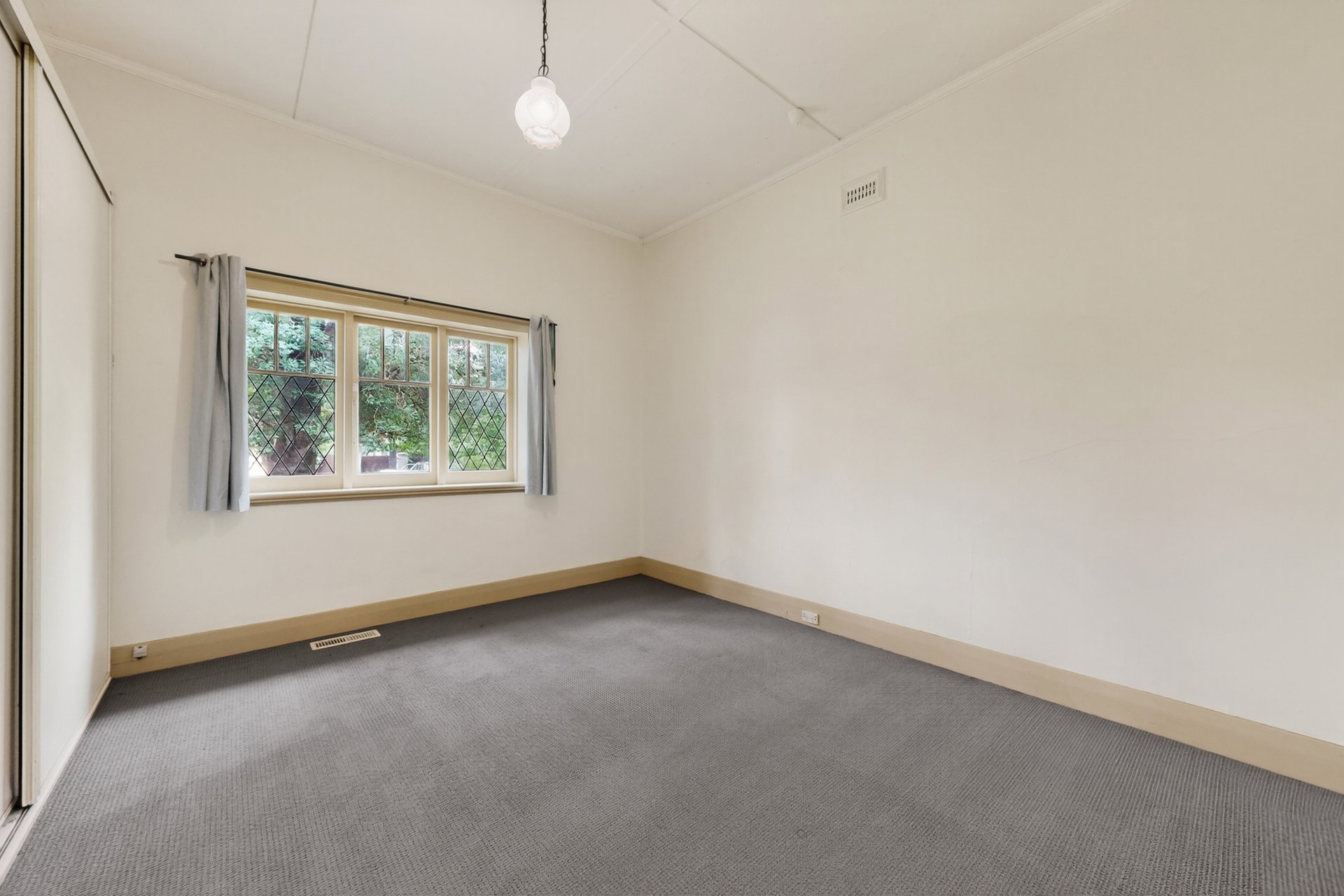 15 Narrak Road, Balwyn image 11