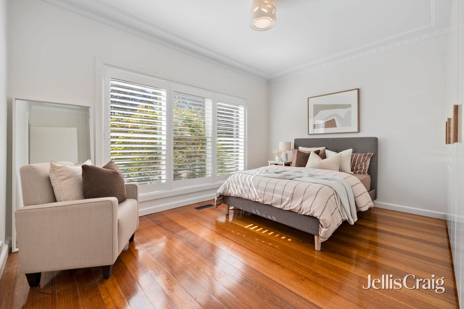 15 Naughton Grove, Blackburn image 13