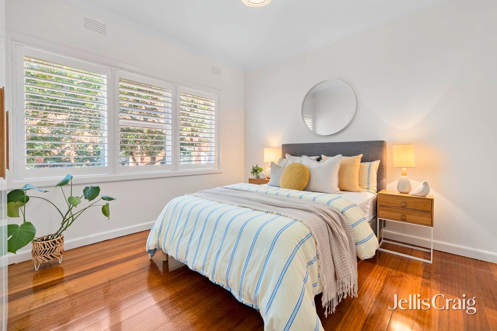 15 Naughton Grove, Blackburn image 16