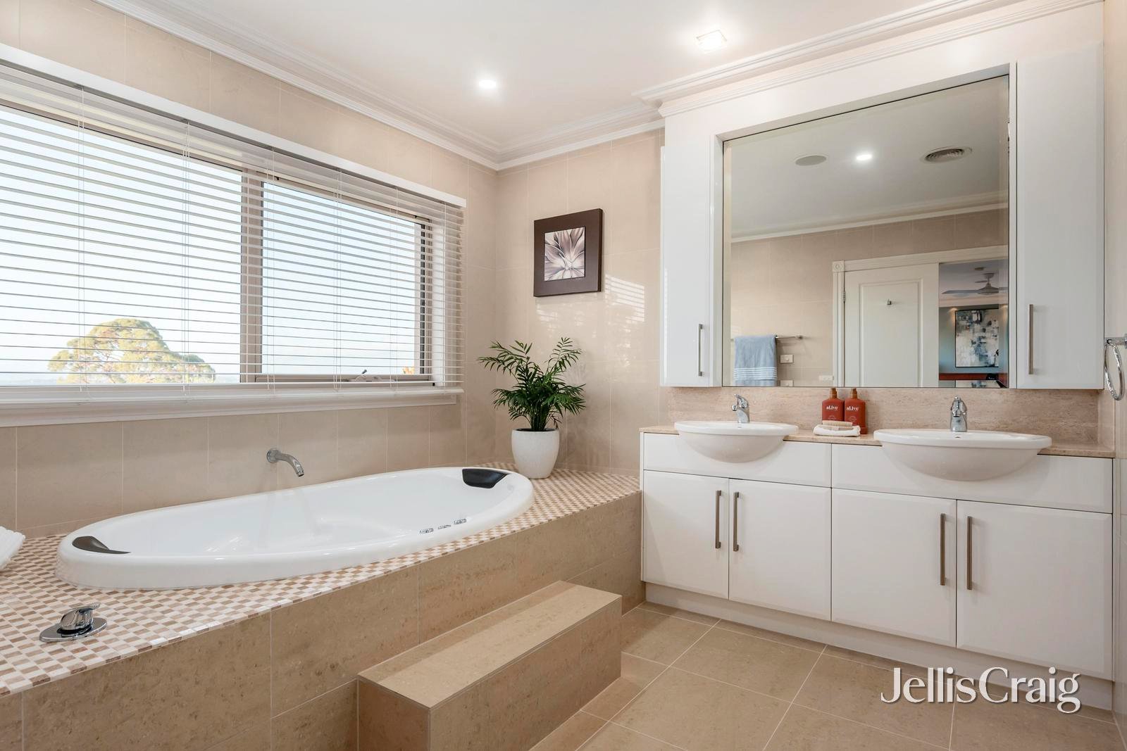 15 Nedlands Court, Doncaster&nbsp;East image 15