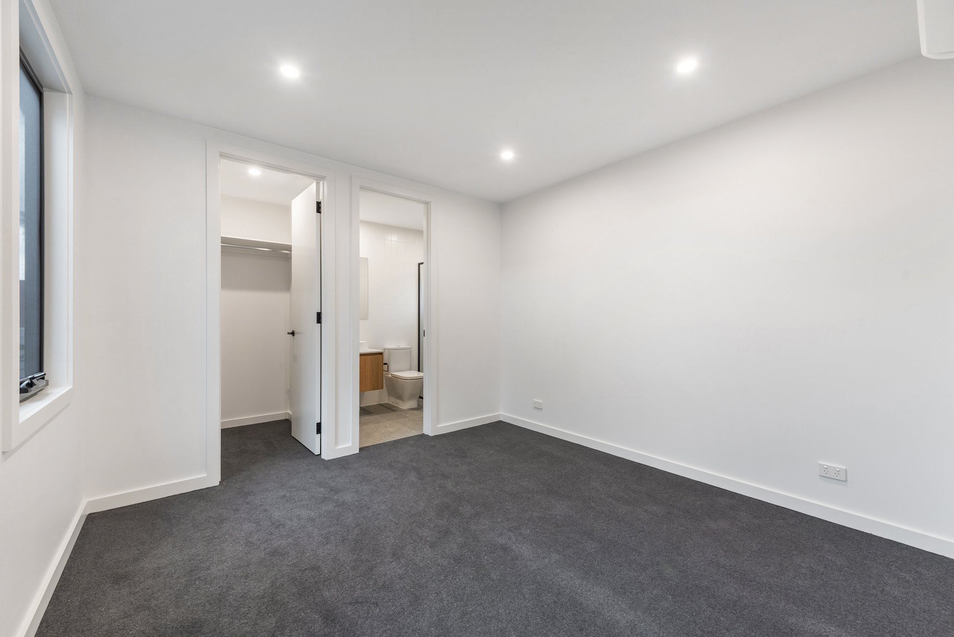 1/5 Normanby Street, Hughesdale image 5