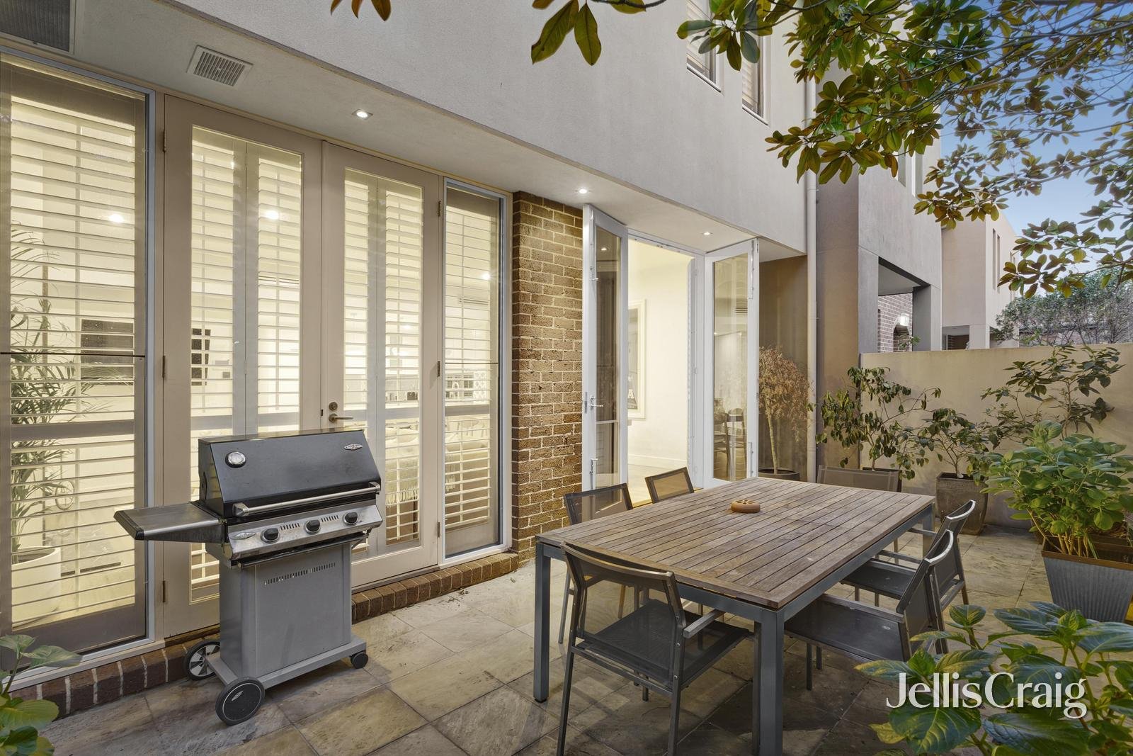 15 Northcote Road, Armadale image 10