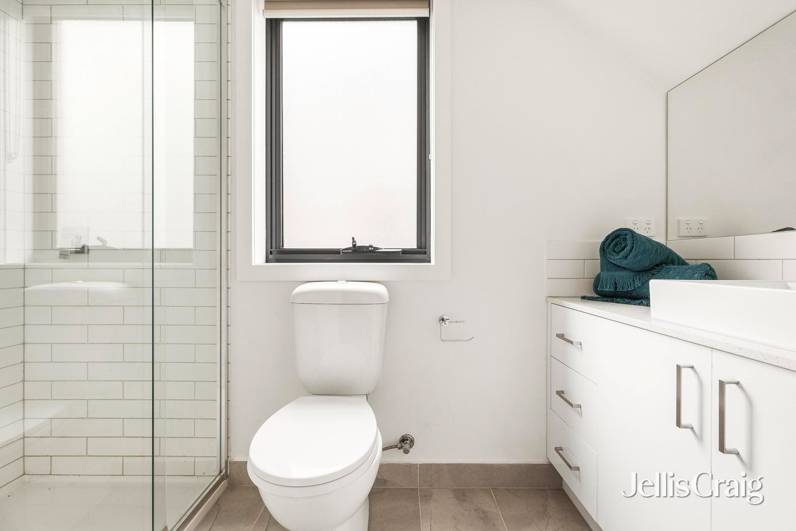 1/5 Northumberland Road, Pascoe&nbsp;Vale image 8