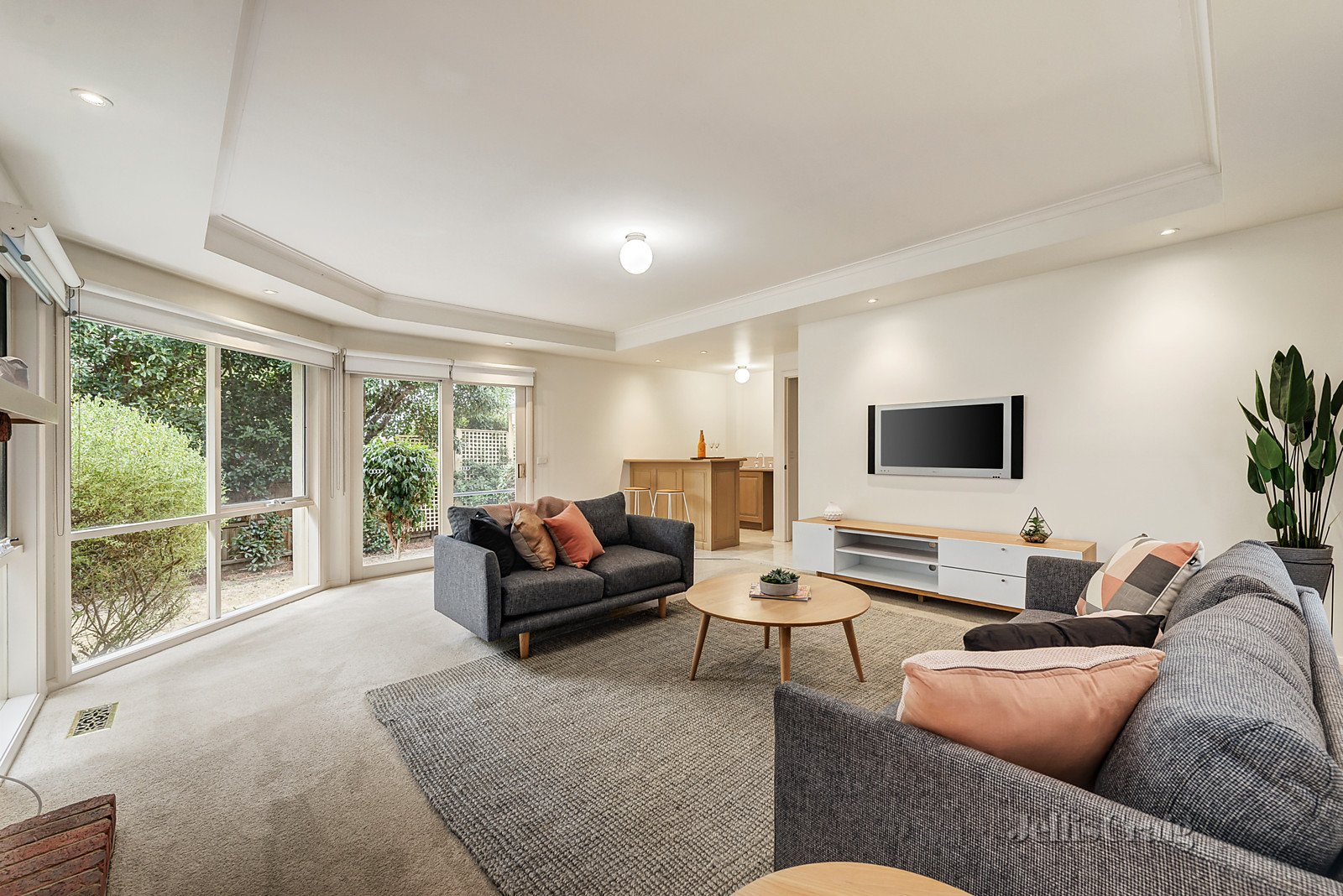 15 Oliver Road, Templestowe image 3