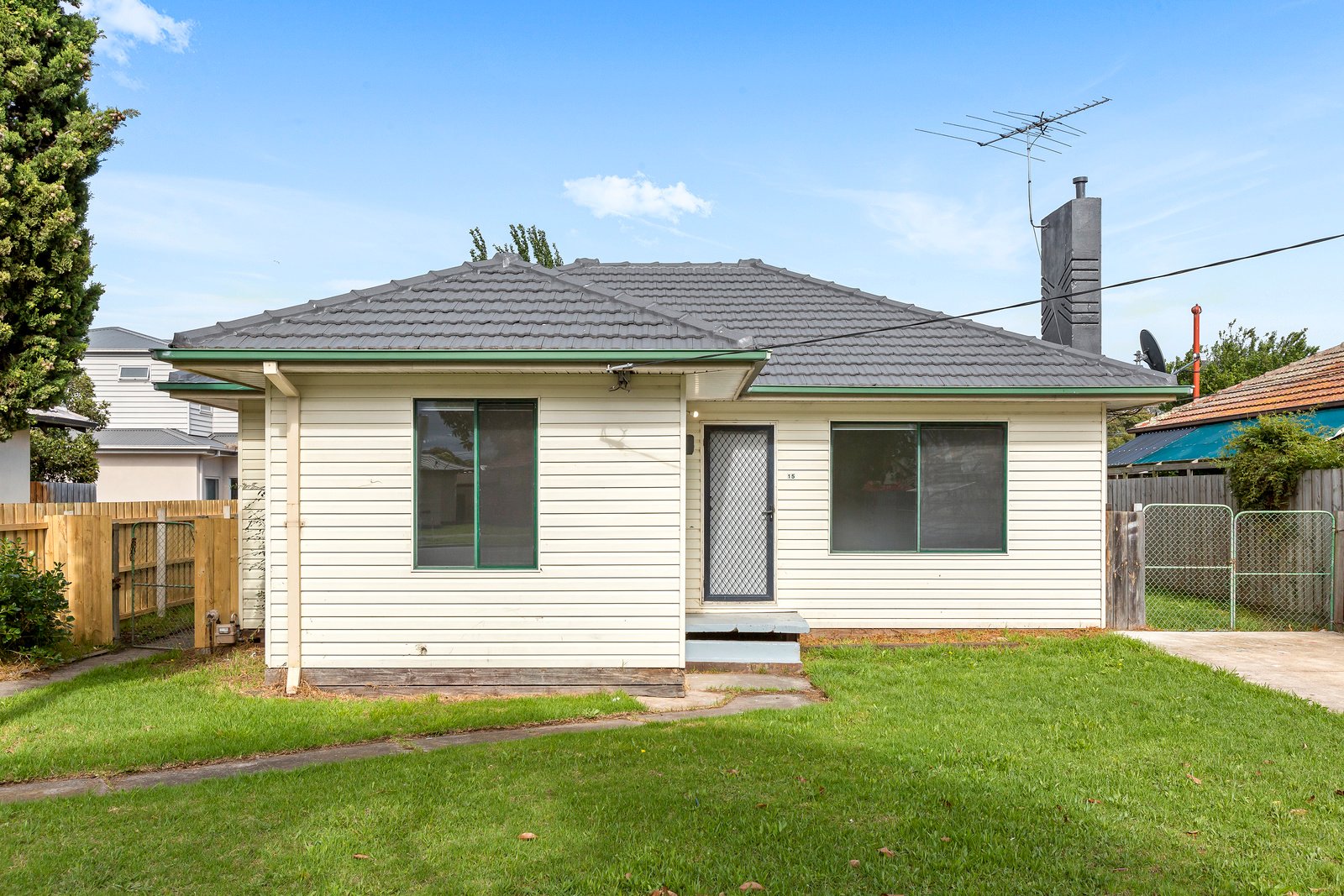 15 Ontario Avenue, Corio image 2