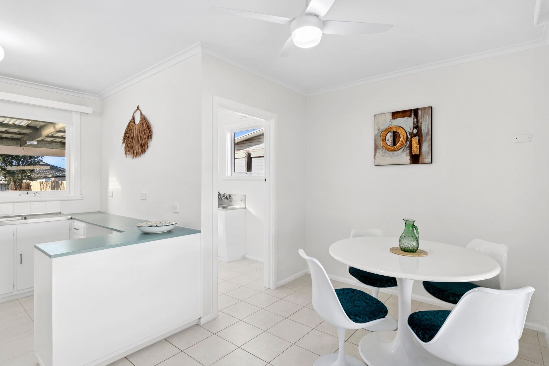 15 Oxford Street, Whittington image 9