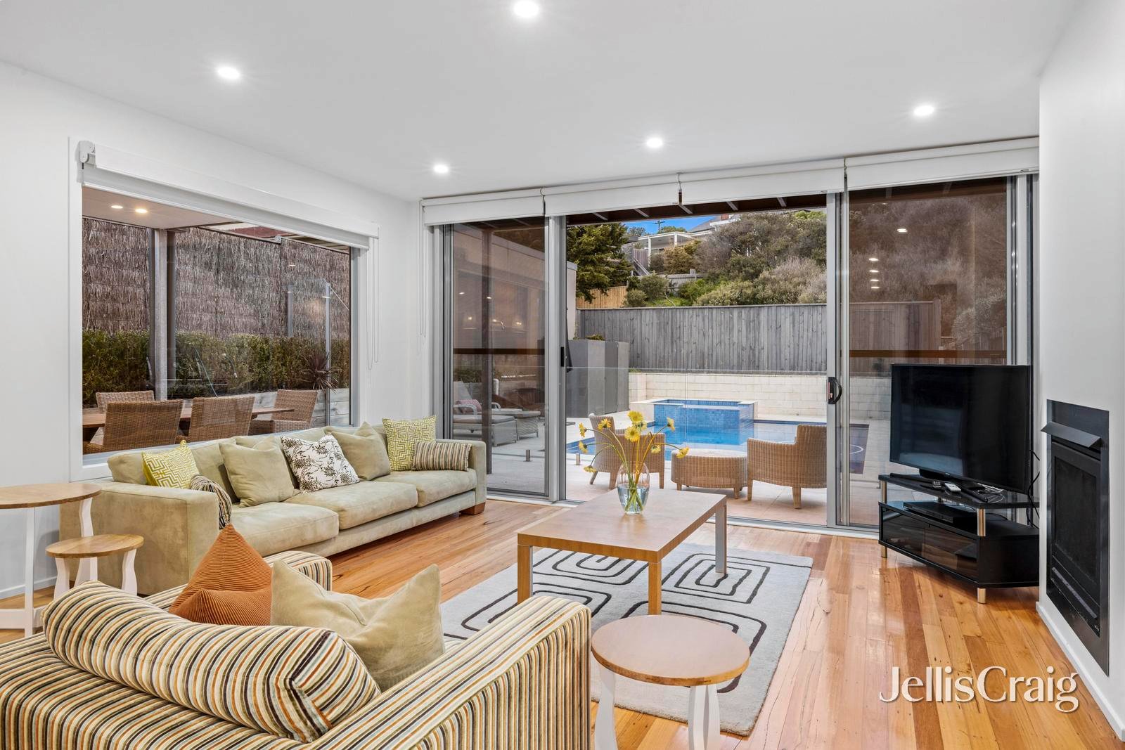 15 Ozone Avenue, Sorrento image 9