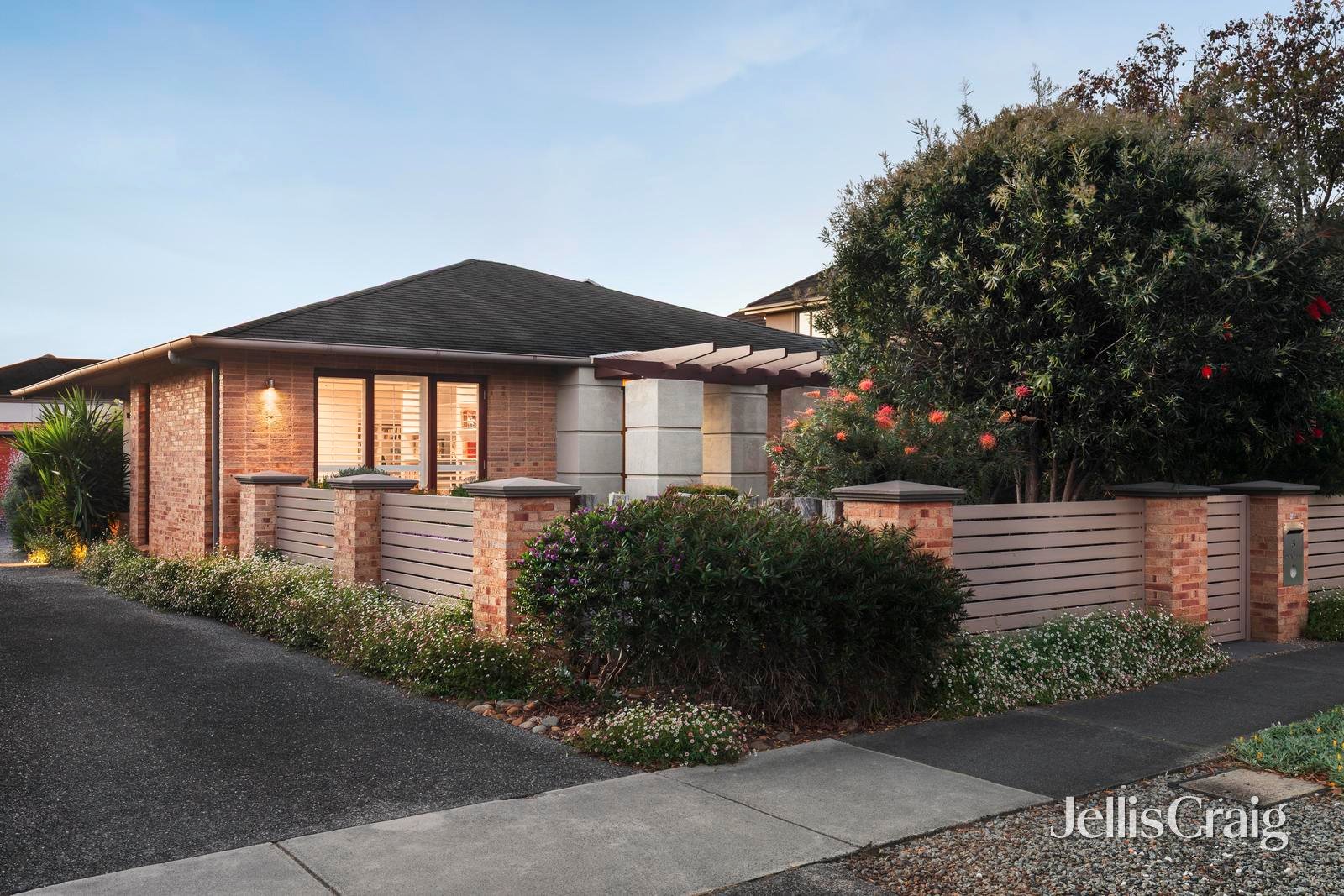 1/5 Park Lane, Mount&nbsp;Waverley image 1