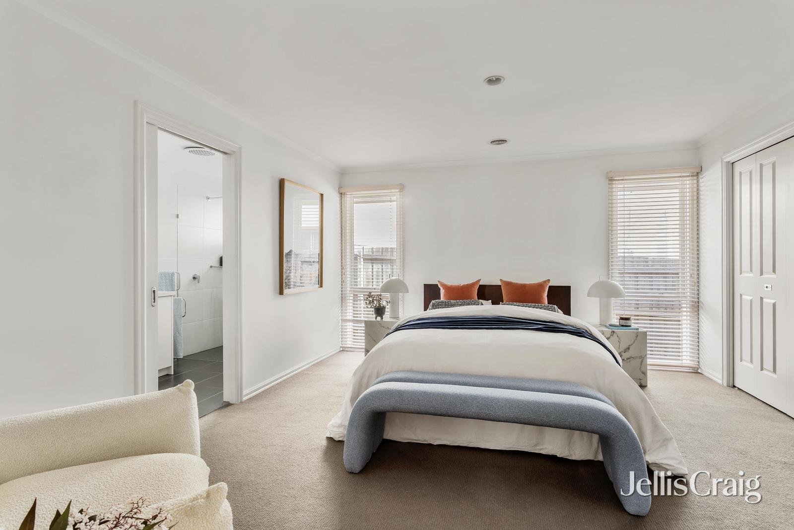 15 Park View Drive, Carnegie image 9