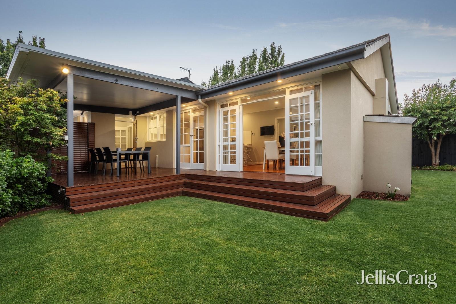 15 Pasadena Crescent, Bentleigh&nbsp;East image 13