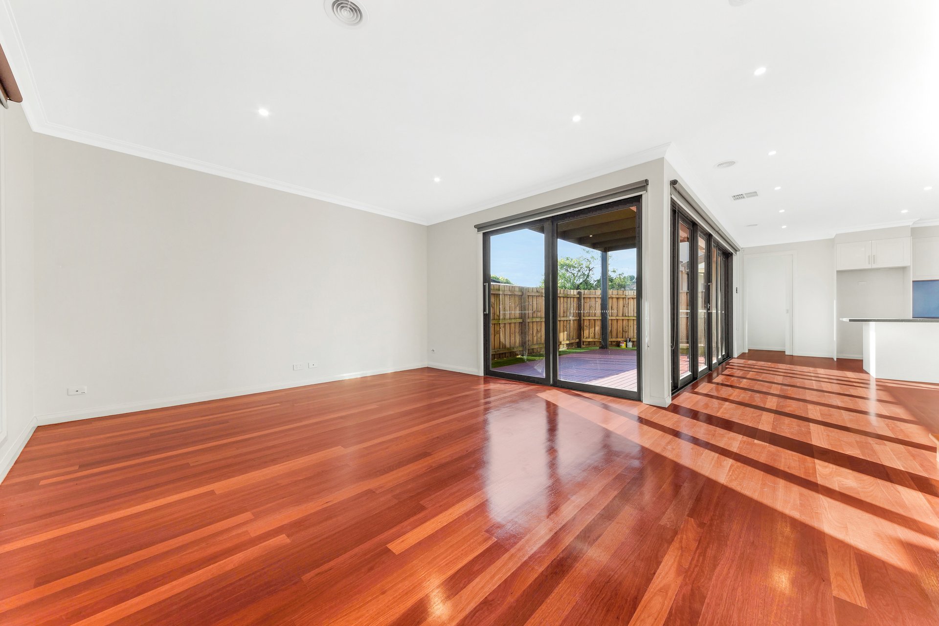 1/5 Peacock Street, Burwood image 4