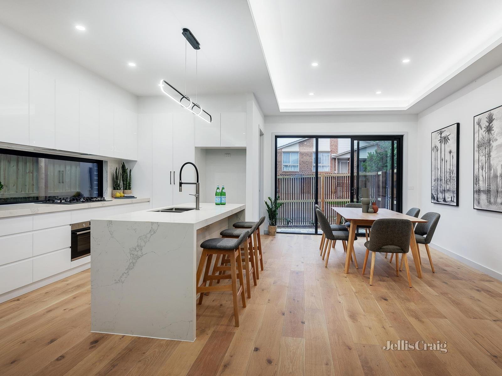 15 Peter Budge Avenue, Templestowe image 3