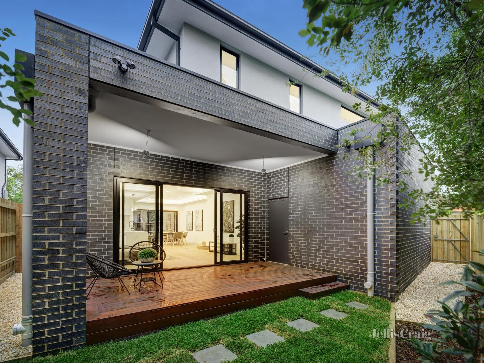 15 Peter Budge Avenue, Templestowe image 11