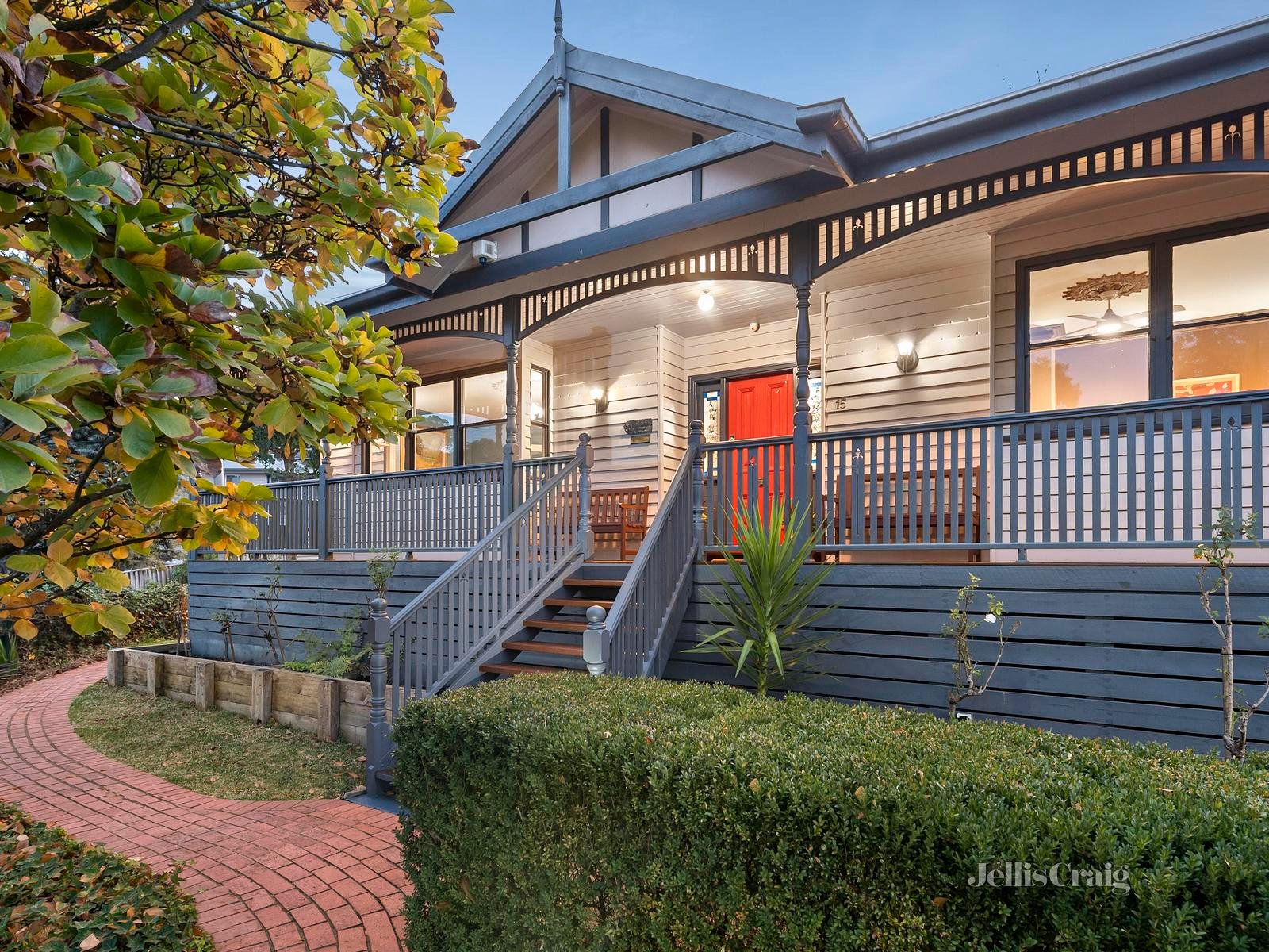 15 Rangeview Road, Donvale image 1