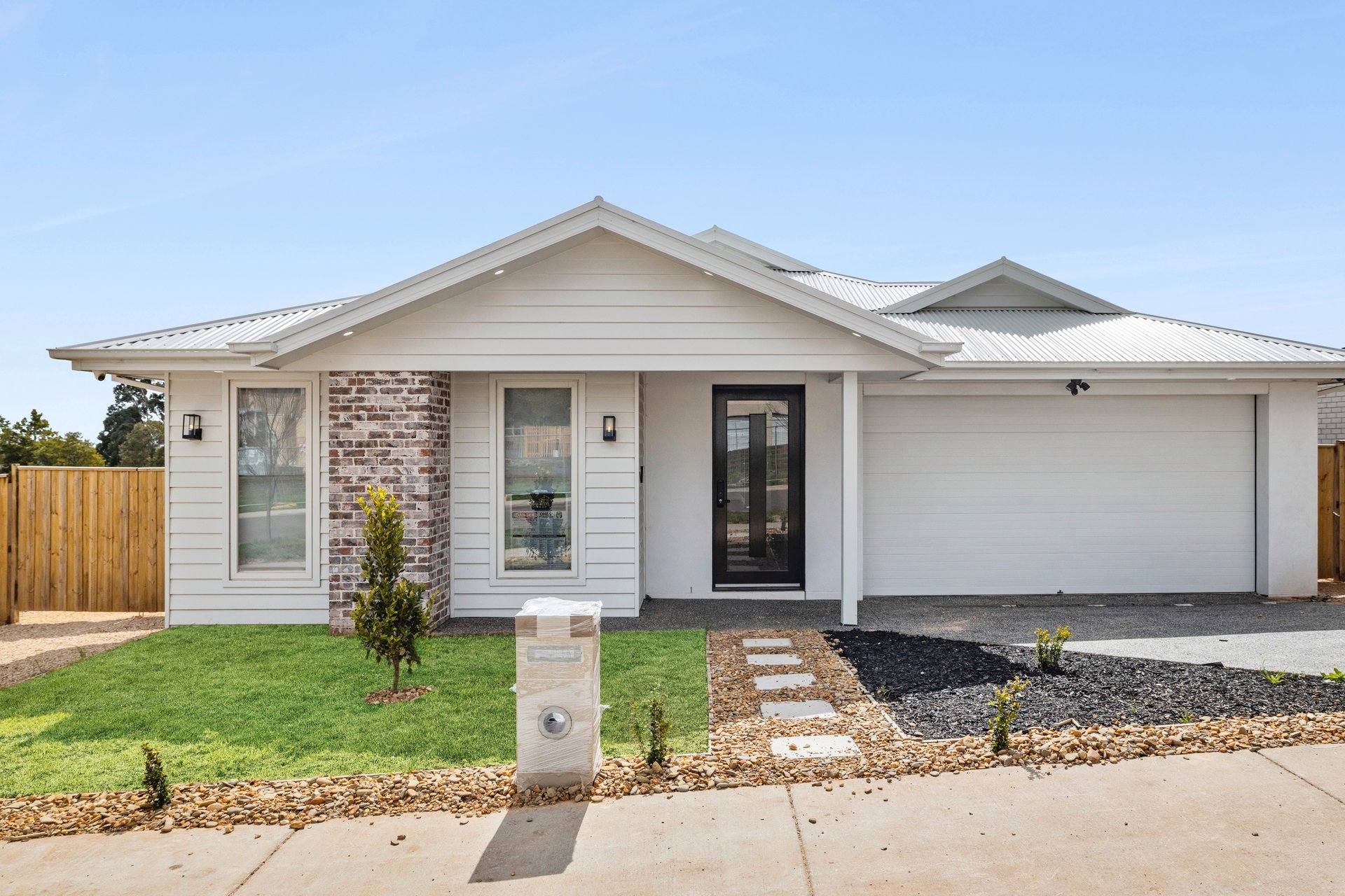 15 Raymond Street, Daylesford image 1