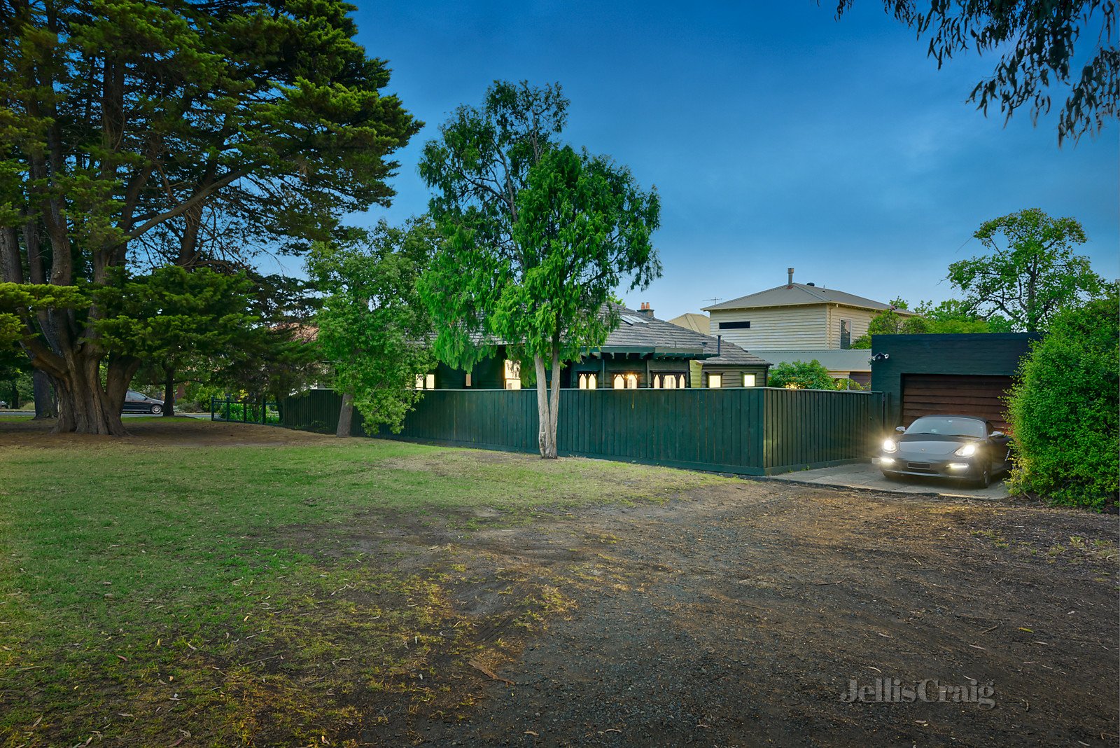 15 Redesdale Road, Ivanhoe image 3