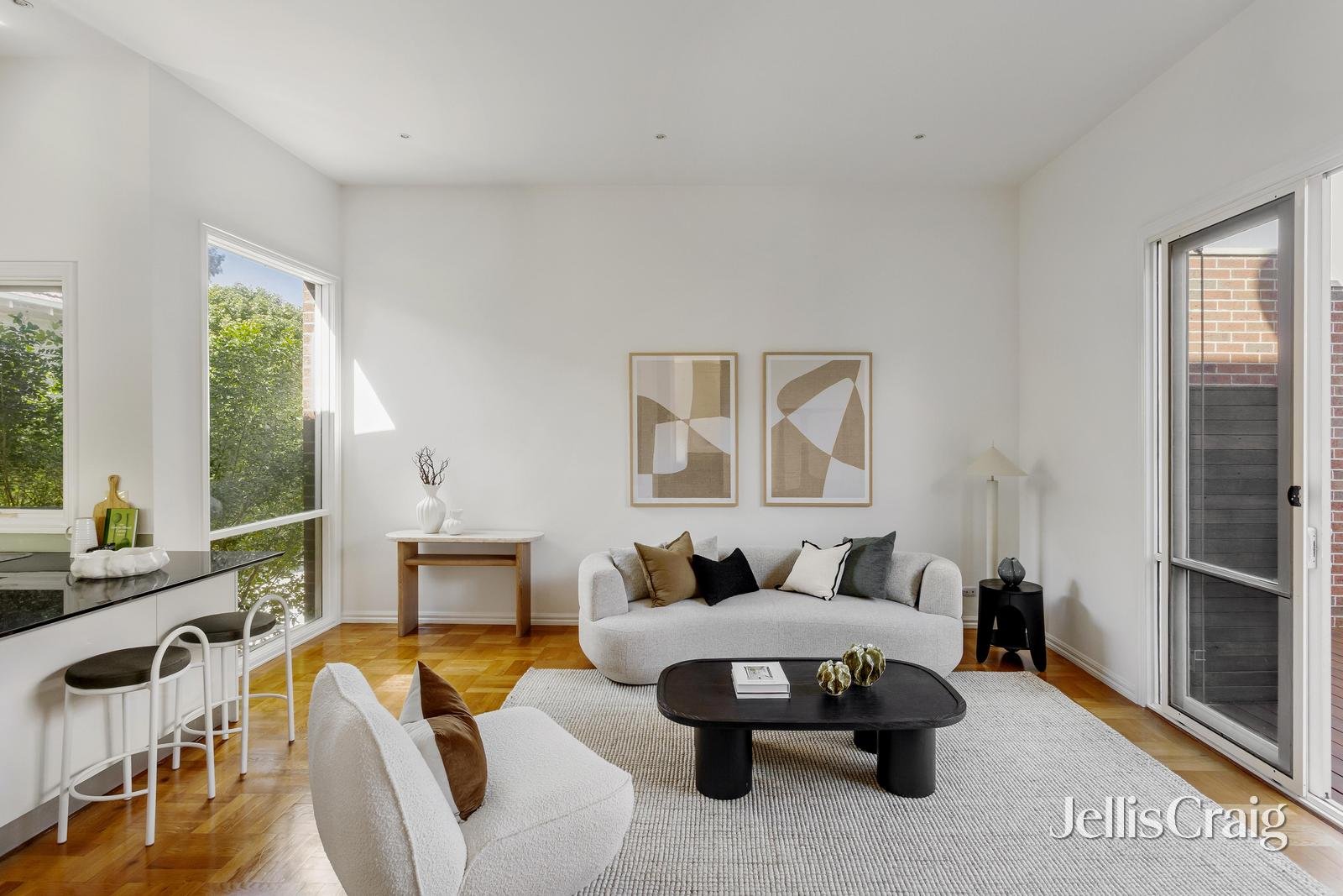 1/5 Remuera Street, Caulfield&nbsp;South image 2
