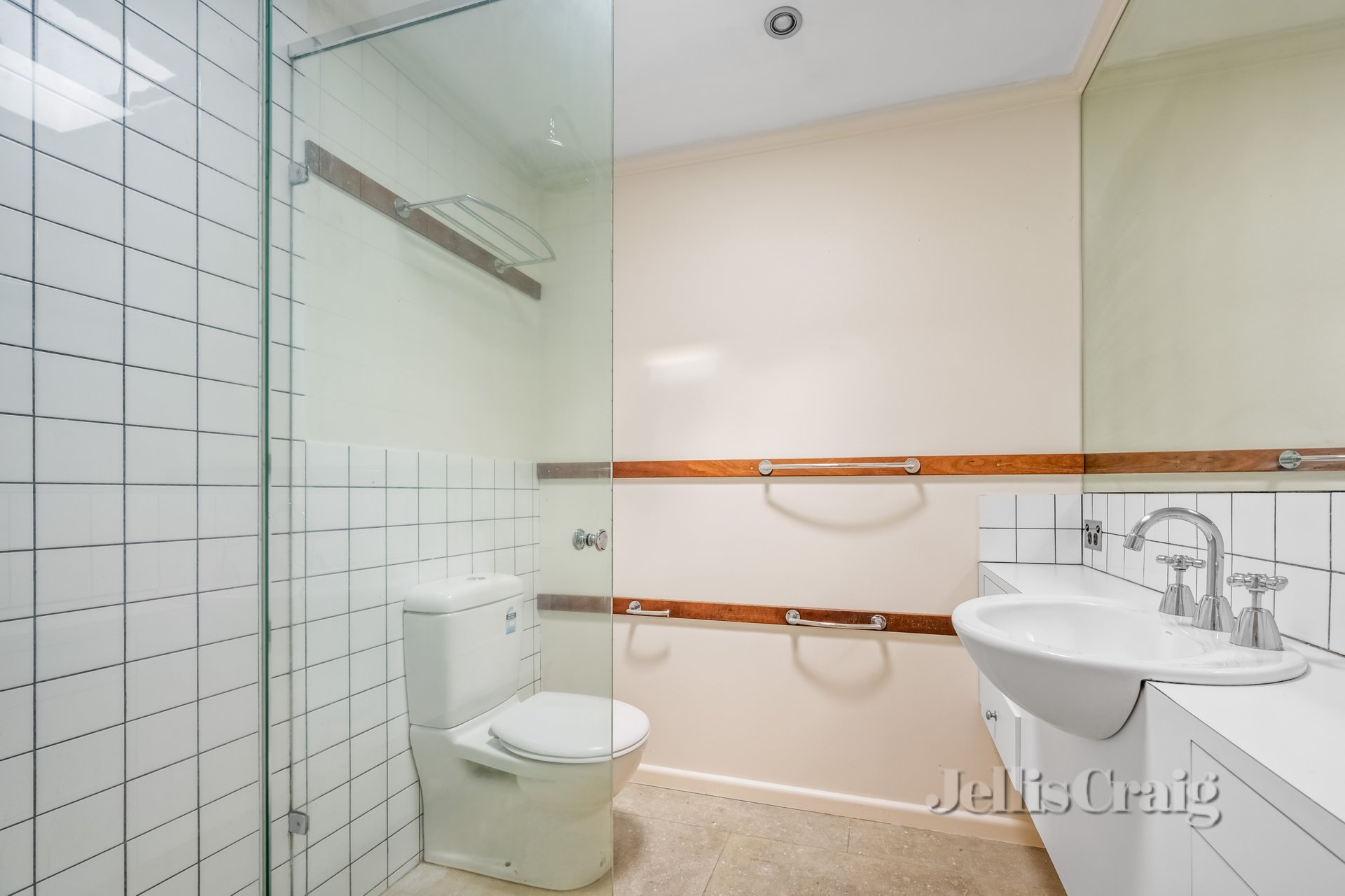 15 Robinson Street, Prahran image 6