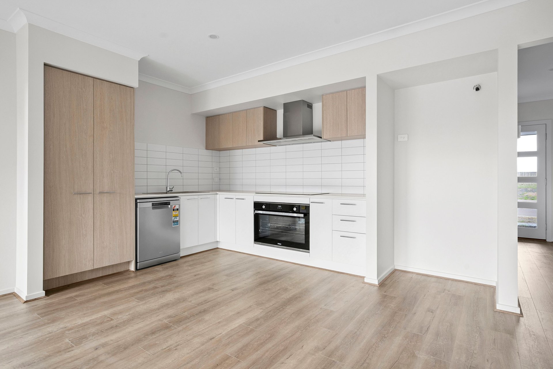 15 Seachange Street, Armstrong Creek image 2