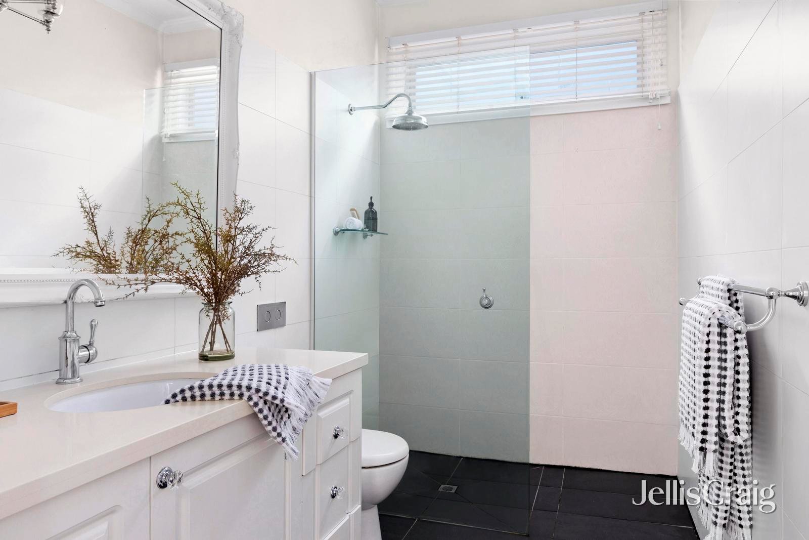 15 Severn Street, Moonee&nbsp;Ponds image 12