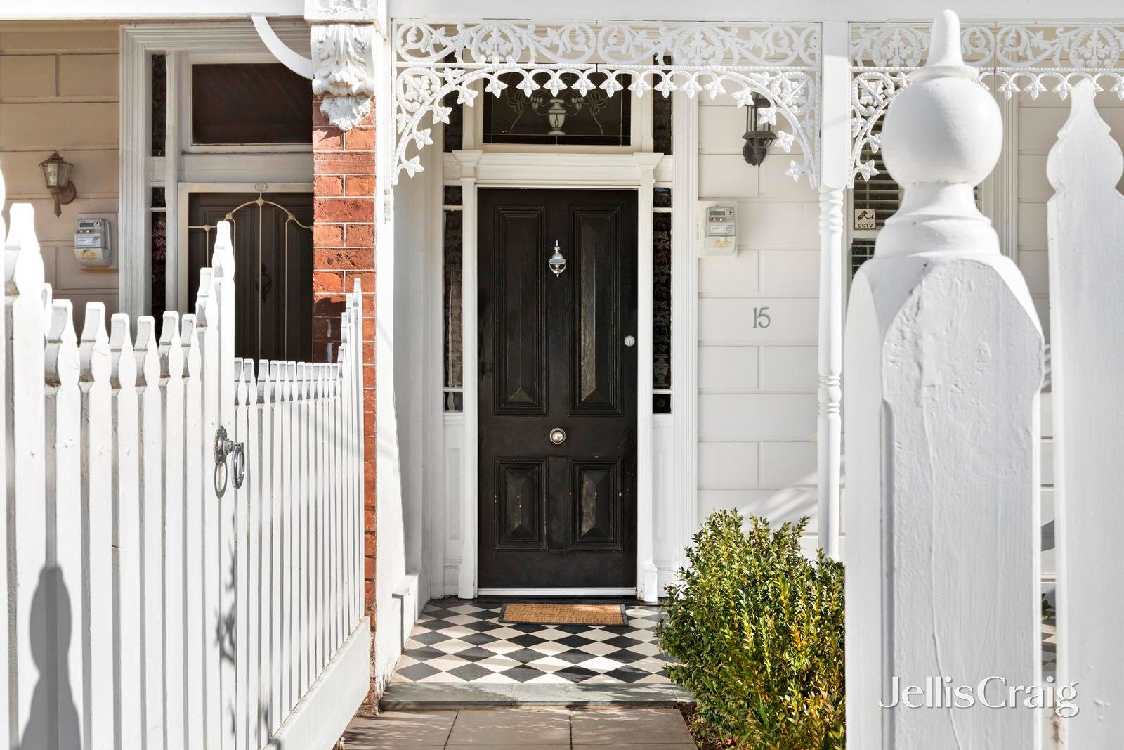 15 Severn Street, Moonee Ponds image 2
