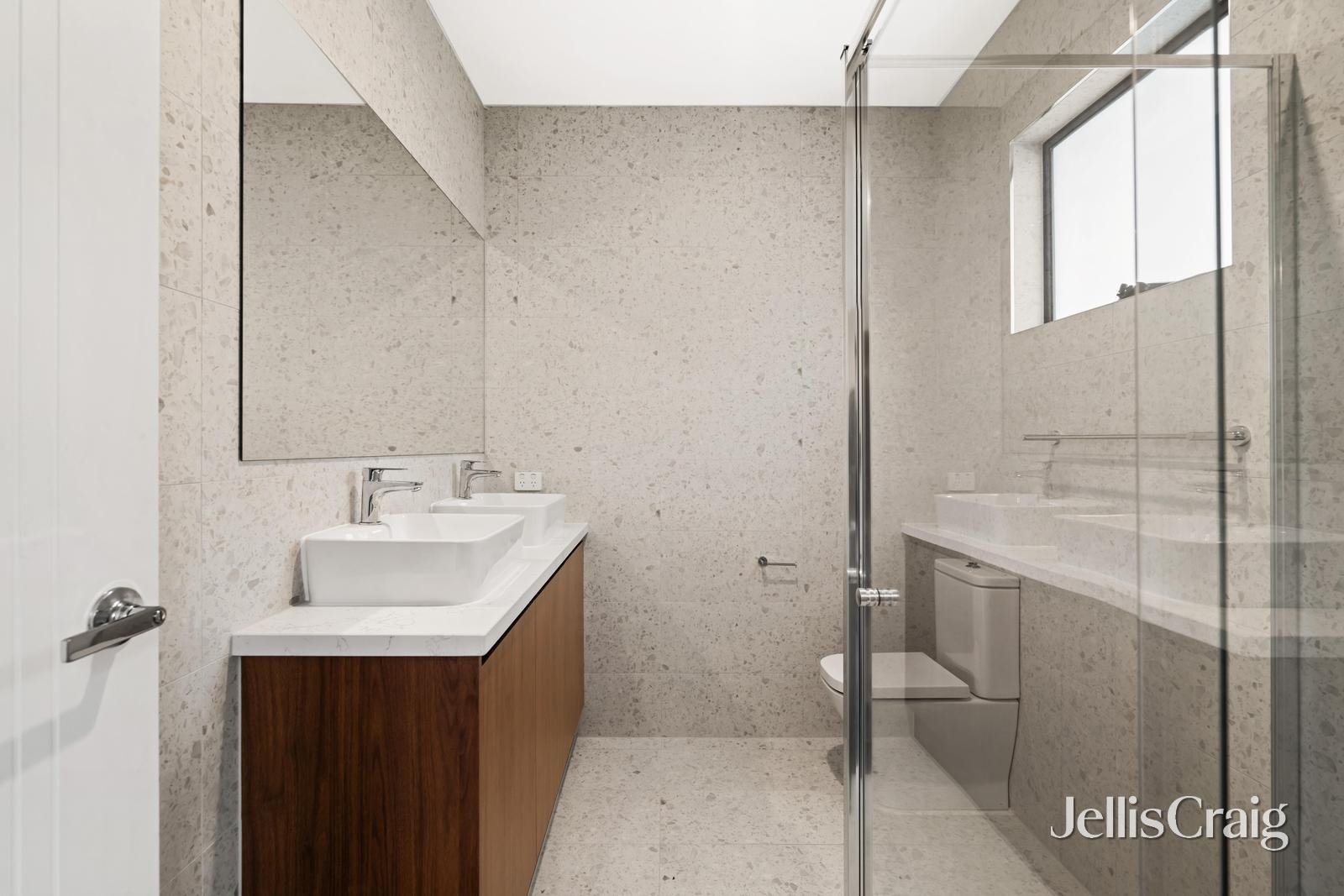 15 Shakespeare Avenue, Mooroolbark image 11