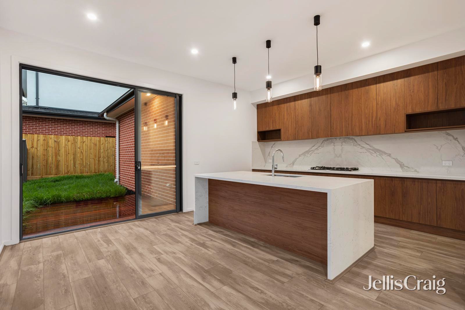 15 Shakespeare Avenue, Mooroolbark image 14