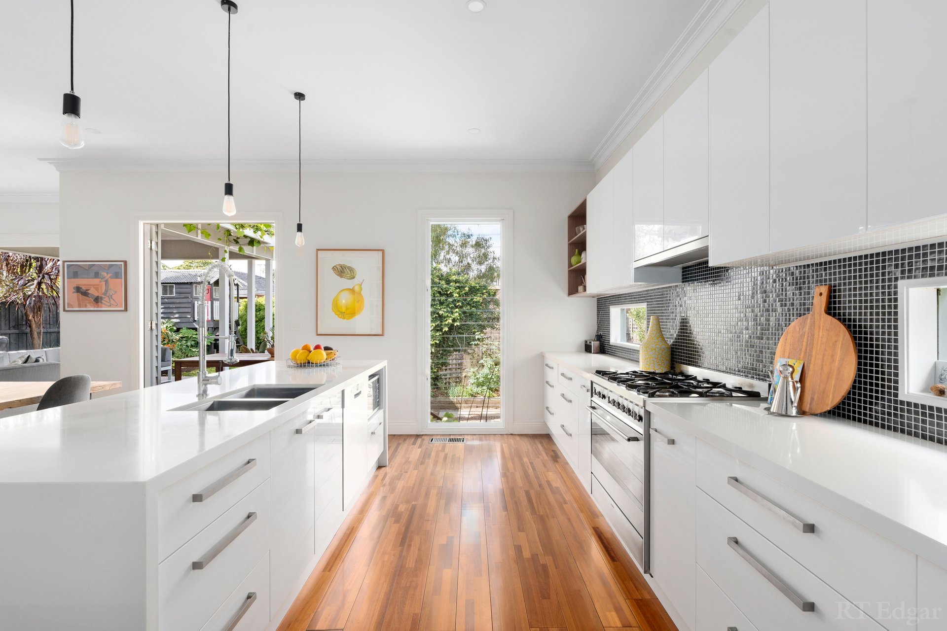 Property Gallery Thumbnail 9