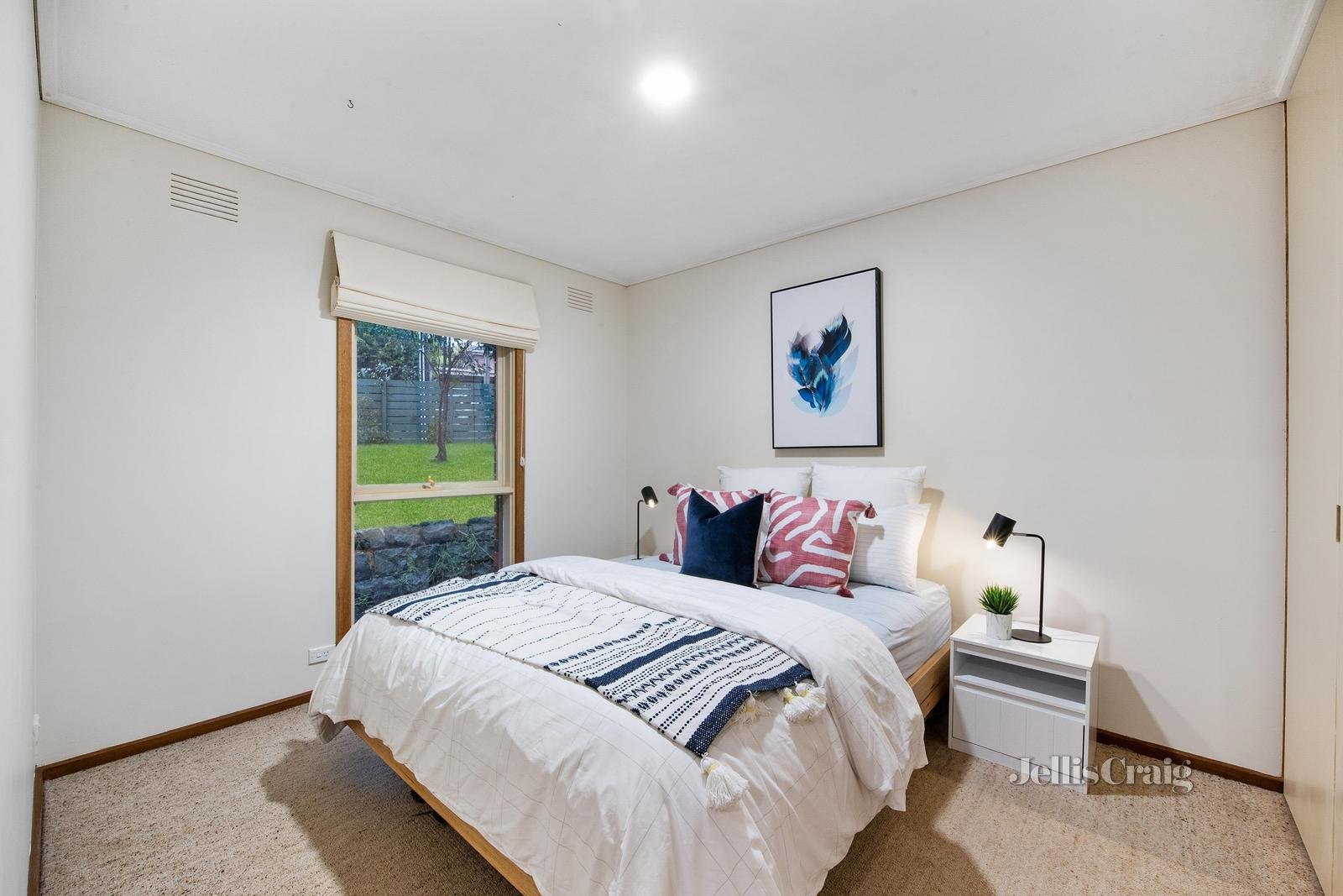 15 Sharrow Road, Mitcham image 9