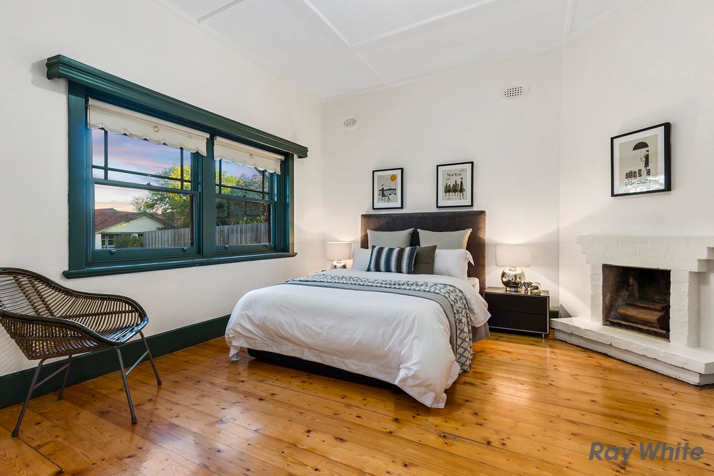 15 Simpsons Road, Box Hill image 3