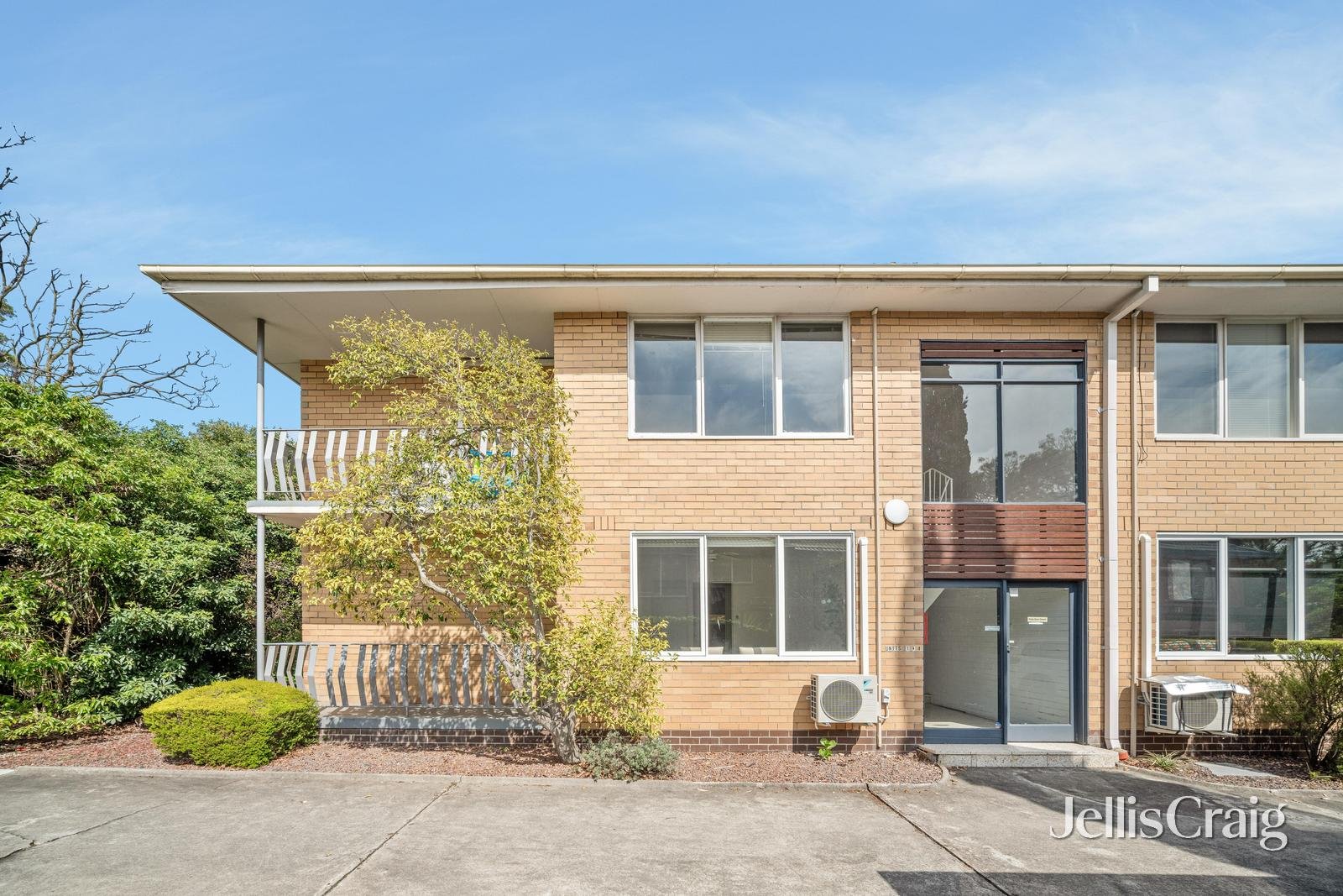 1/5 South Avenue, Bentleigh image 1