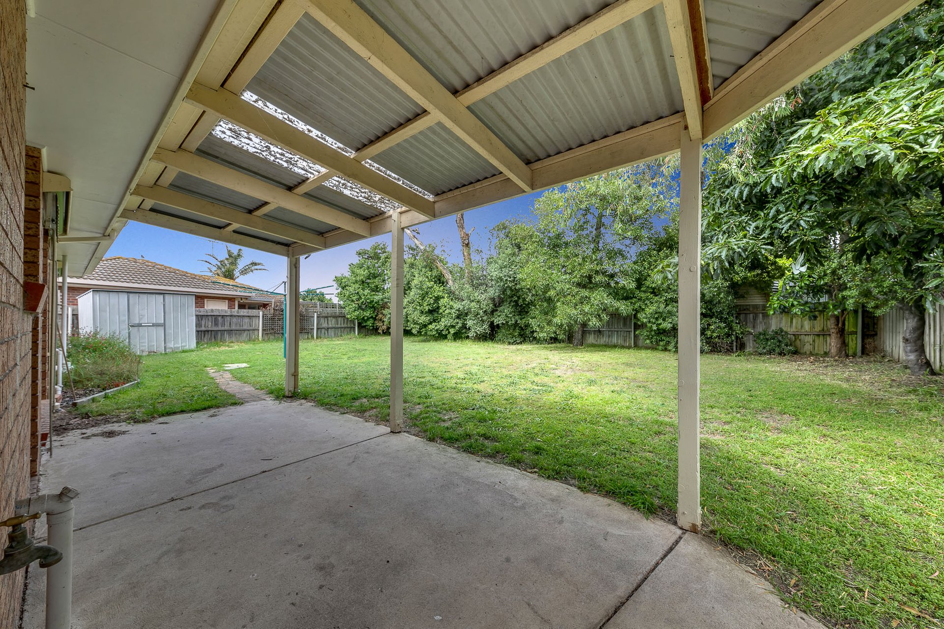 15 Stefania Mews, Whittington image 10