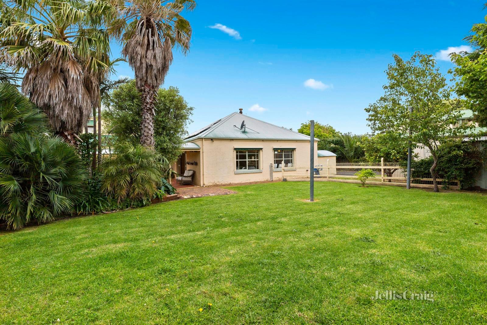 15 Strachans Road, Mornington image 18