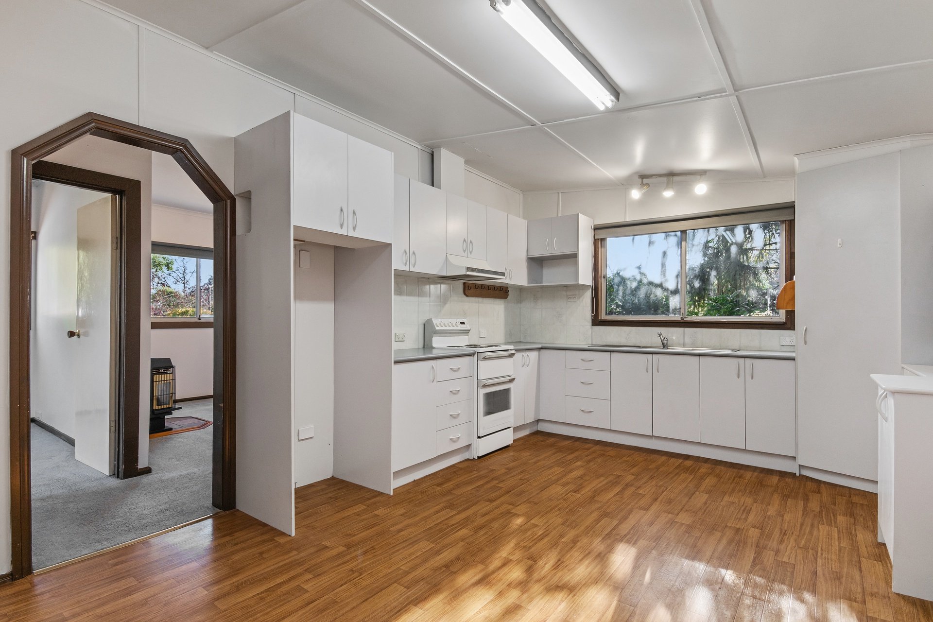 15 Stuart Street, The&nbsp;Basin image 2