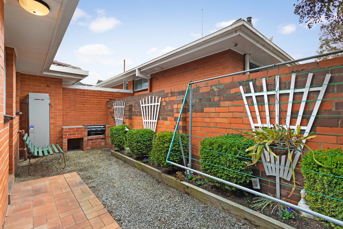 1/5 Suffolk Road, Surrey Hills image 6