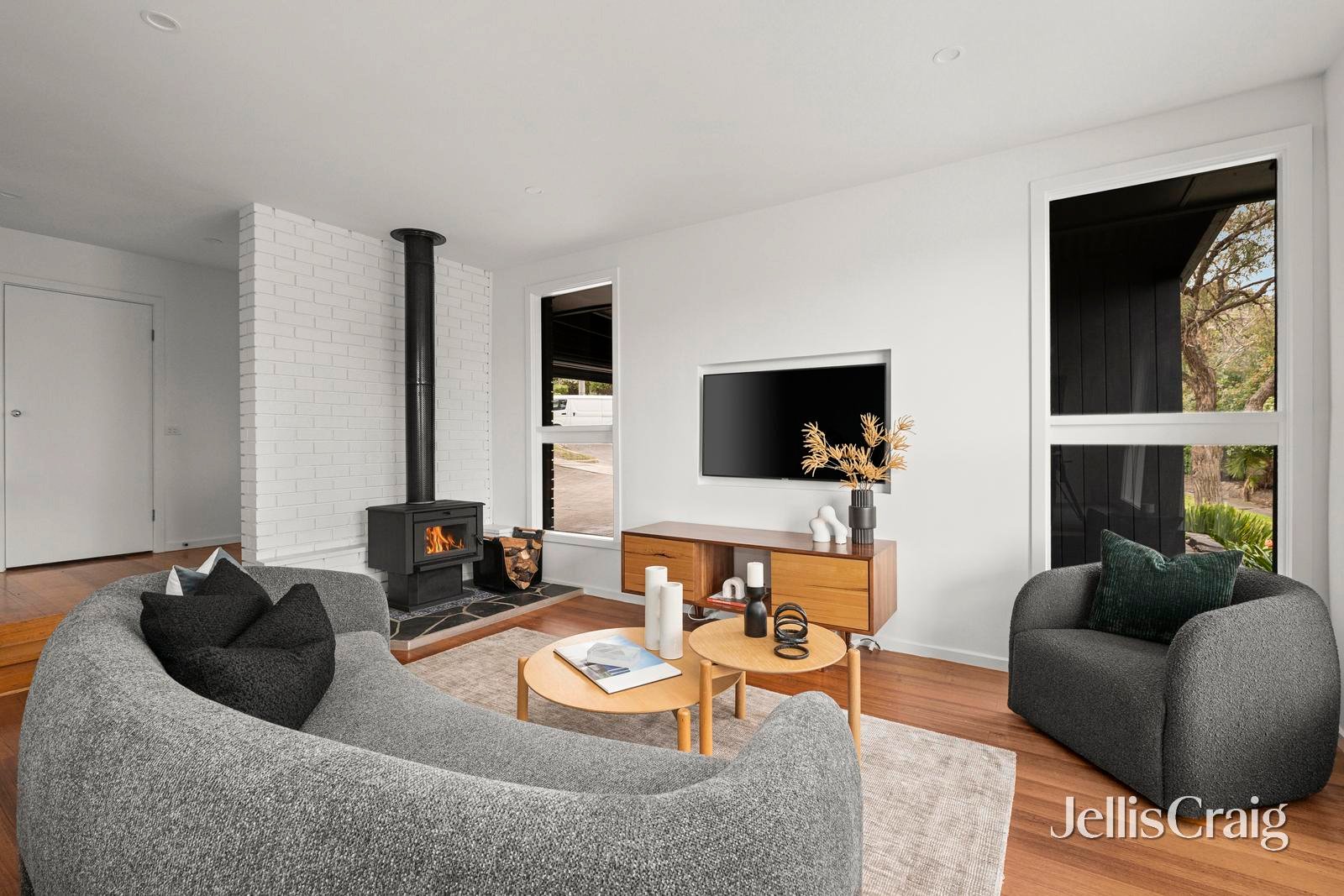 15 Sunderland Rise, Greensborough image 3