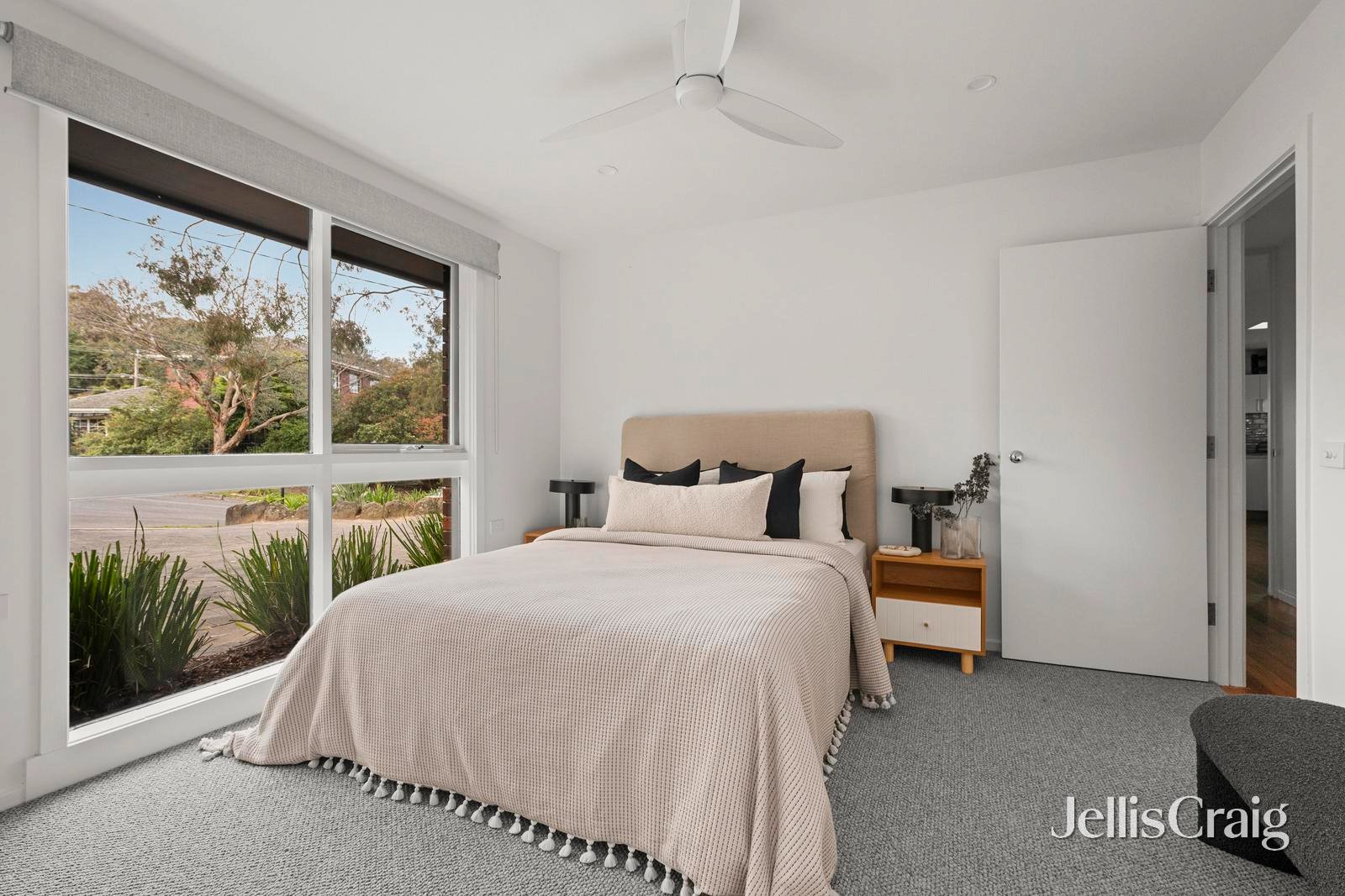 15 Sunderland Rise, Greensborough image 7