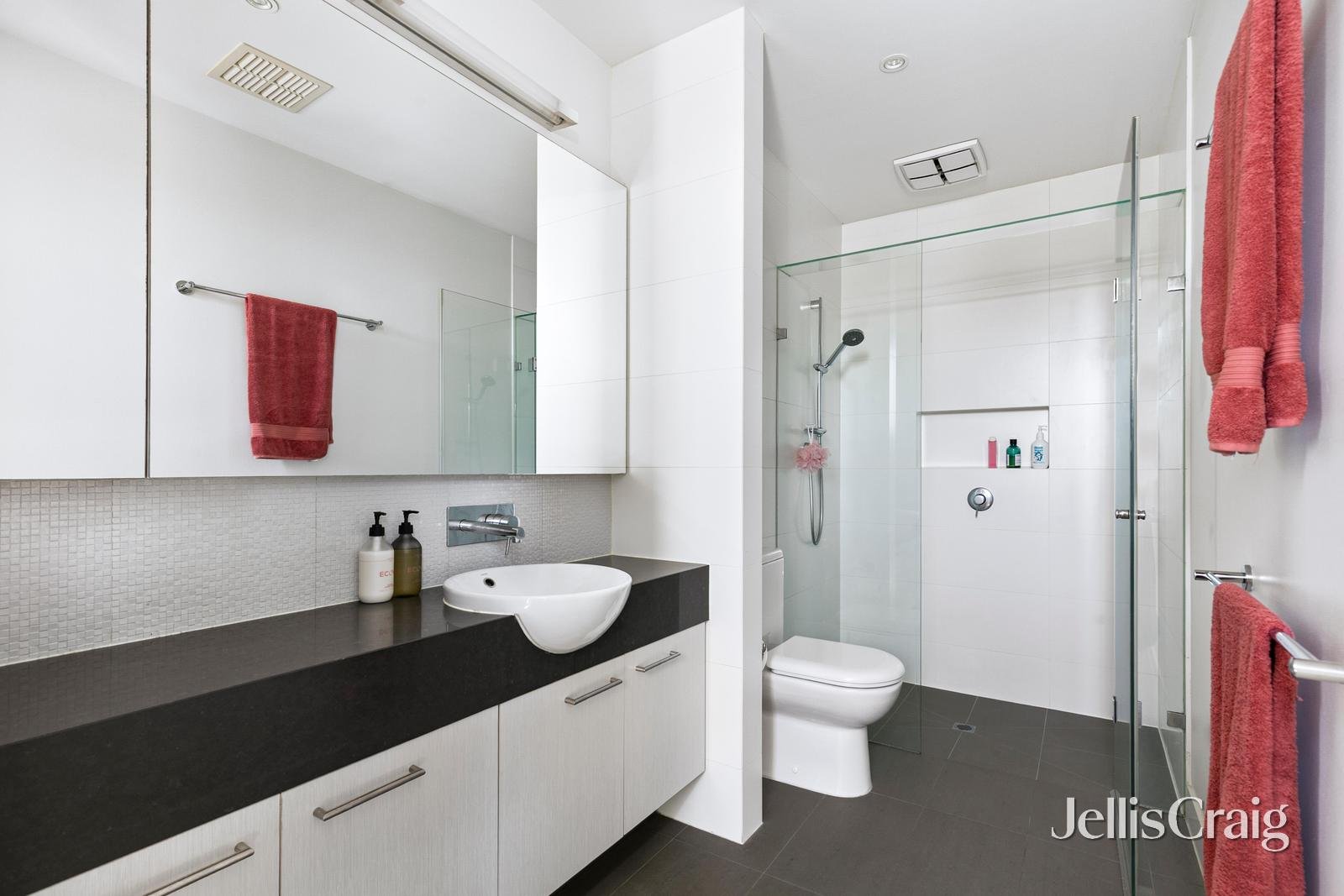 15 Sunset Drive, Williamstown image 9