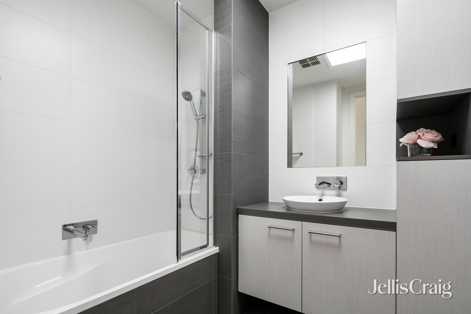 15 Sunset Drive, Williamstown image 12