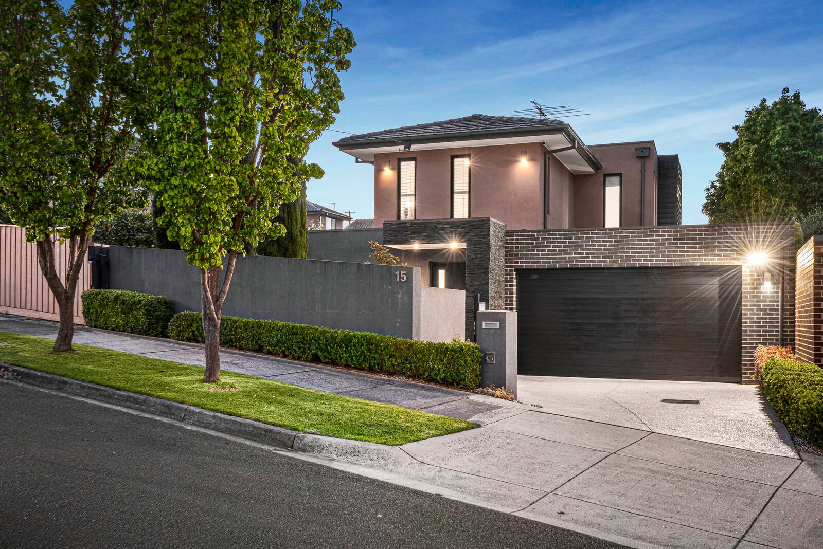 Property Gallery - Main Image
