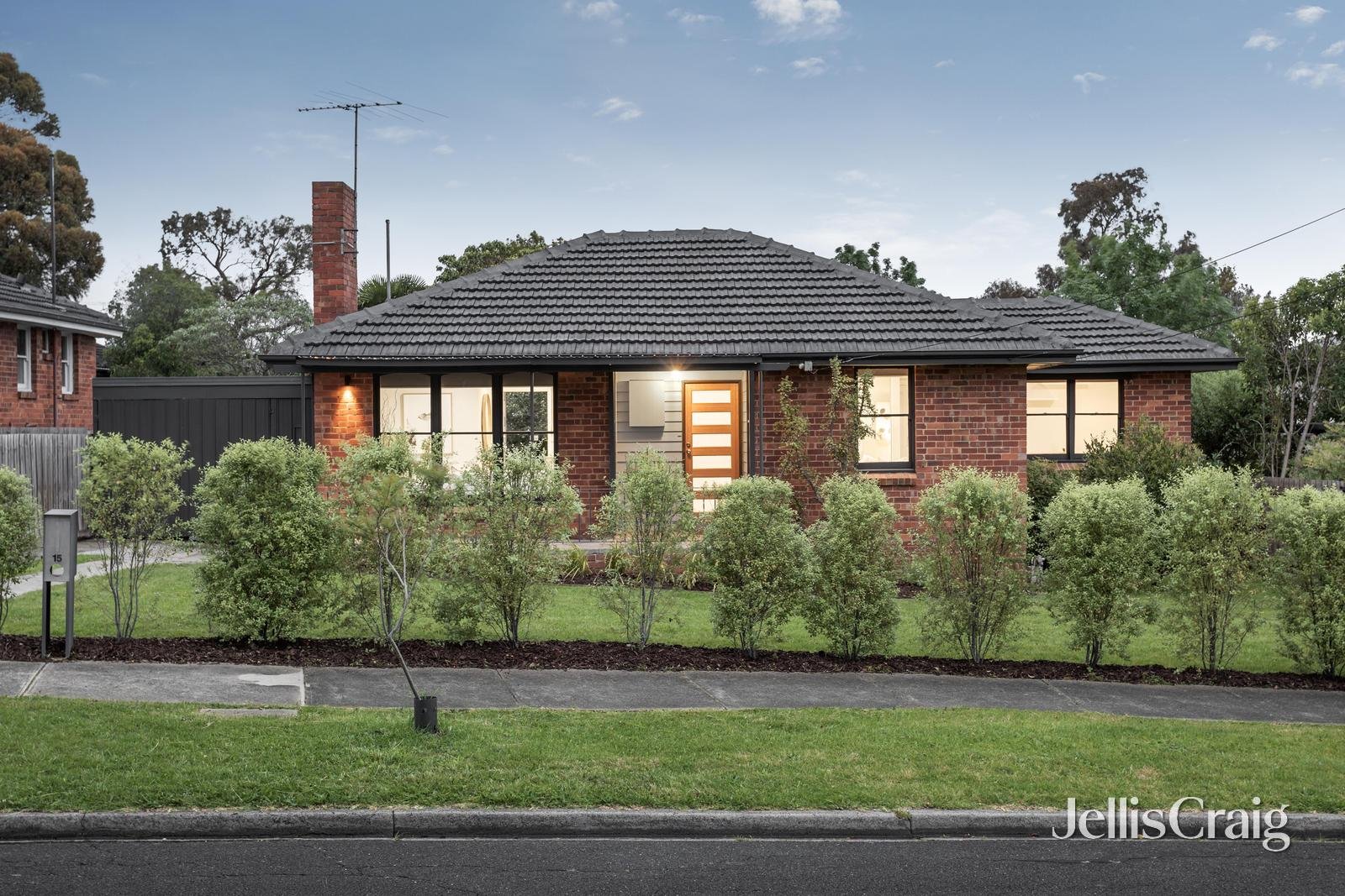 15 Terry Street, Heidelberg Heights image 1