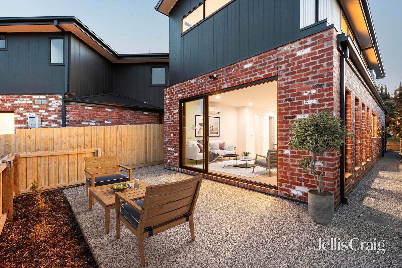 1/5 The Avenue, Belmont image 7