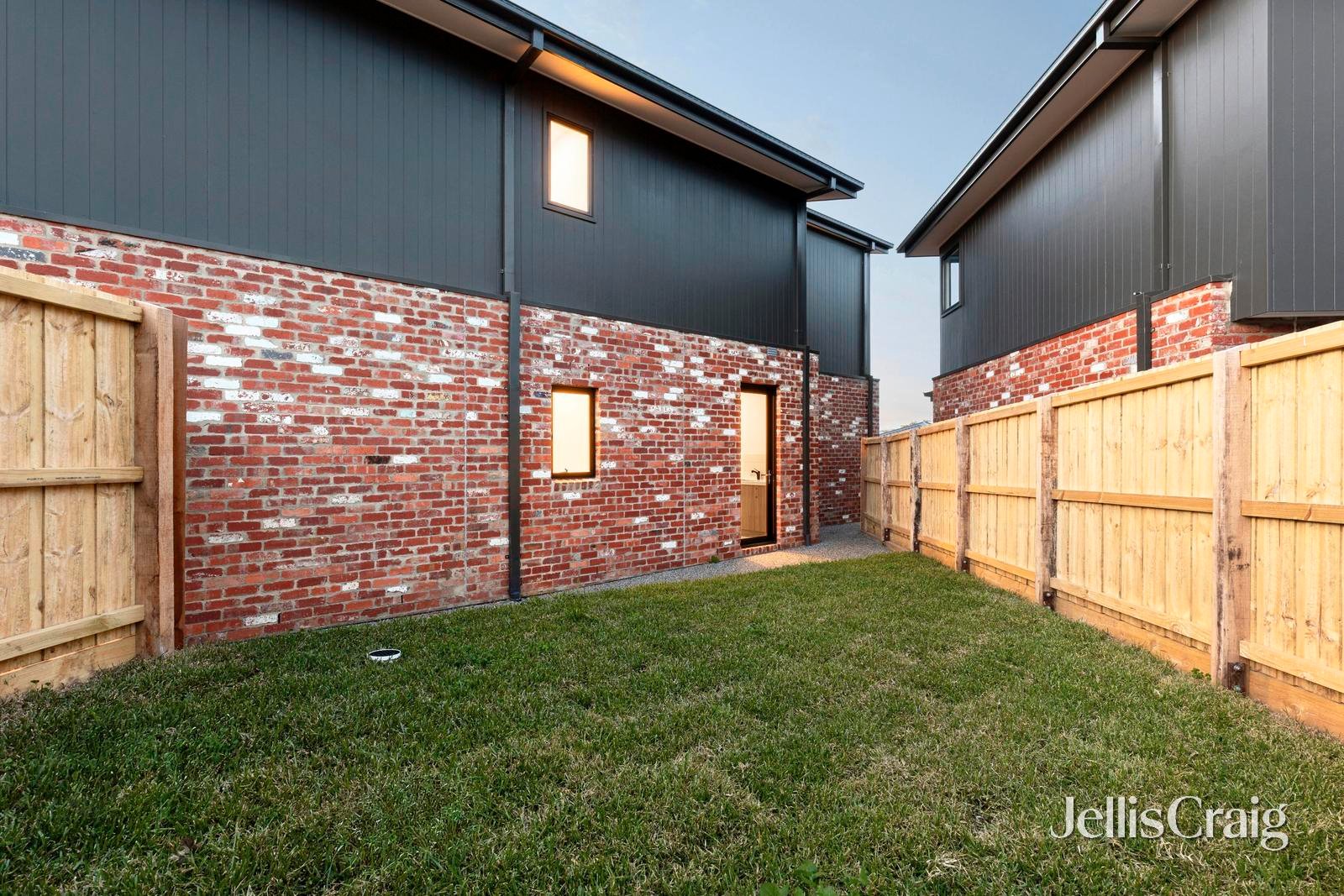 1/5 The Avenue, Belmont image 13