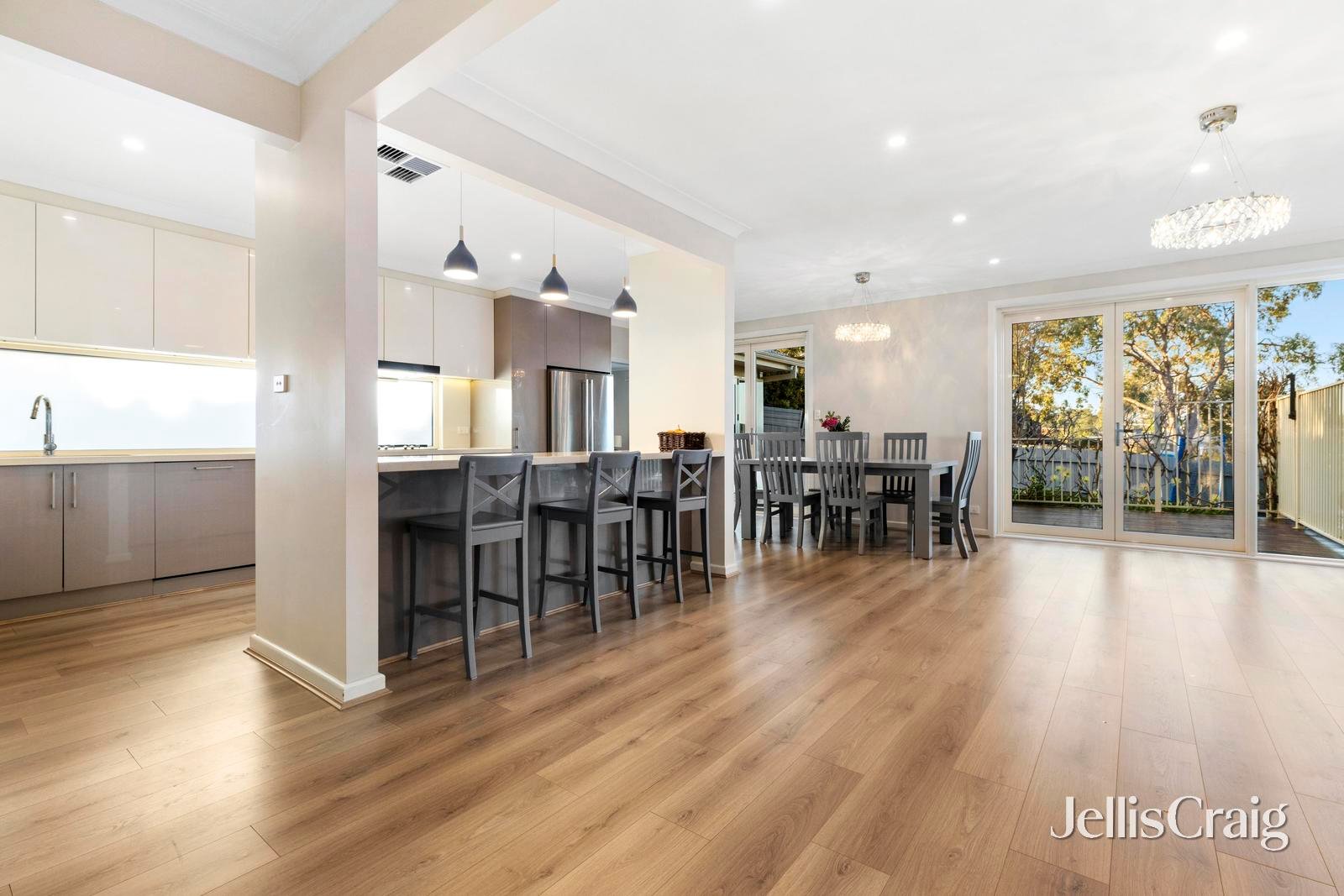 15 Thompson Street, Glen&nbsp;Waverley image 5