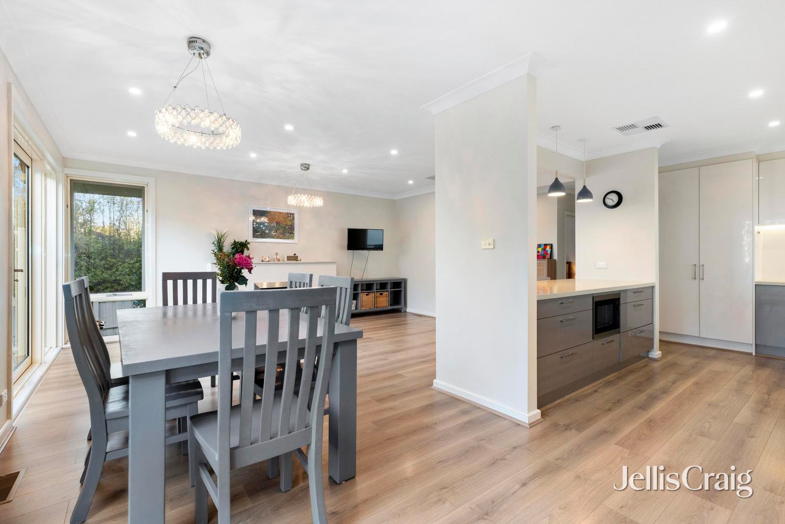 15 Thompson Street, Glen&nbsp;Waverley image 9